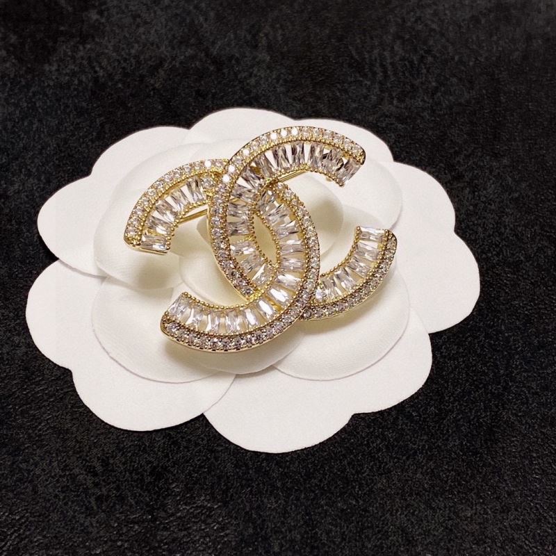 Chanel Brooches - Click Image to Close